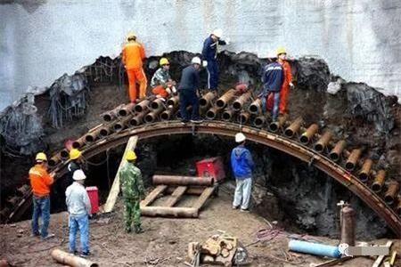 绍兴隧道钢花管支护案例